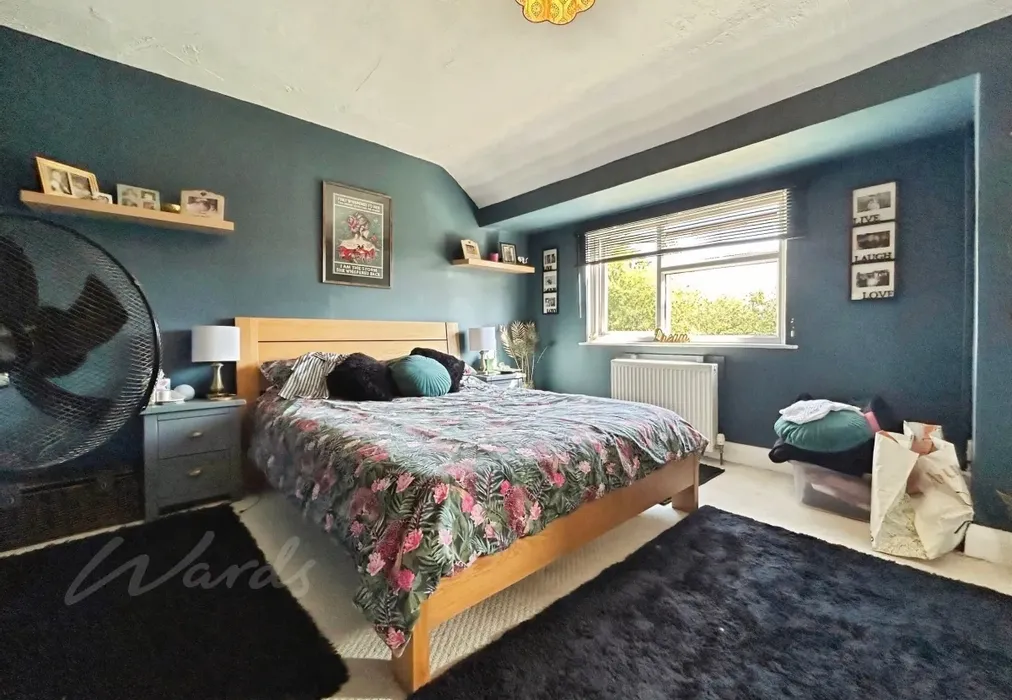 c94c02a5-bed 201 - Hampstead Lane Nettlestead ME18 - Wards of Kent
