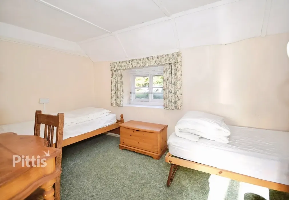 8cd0d082-FileAcce... - Clay Lane Newbridge PO41 - Wards of Kent