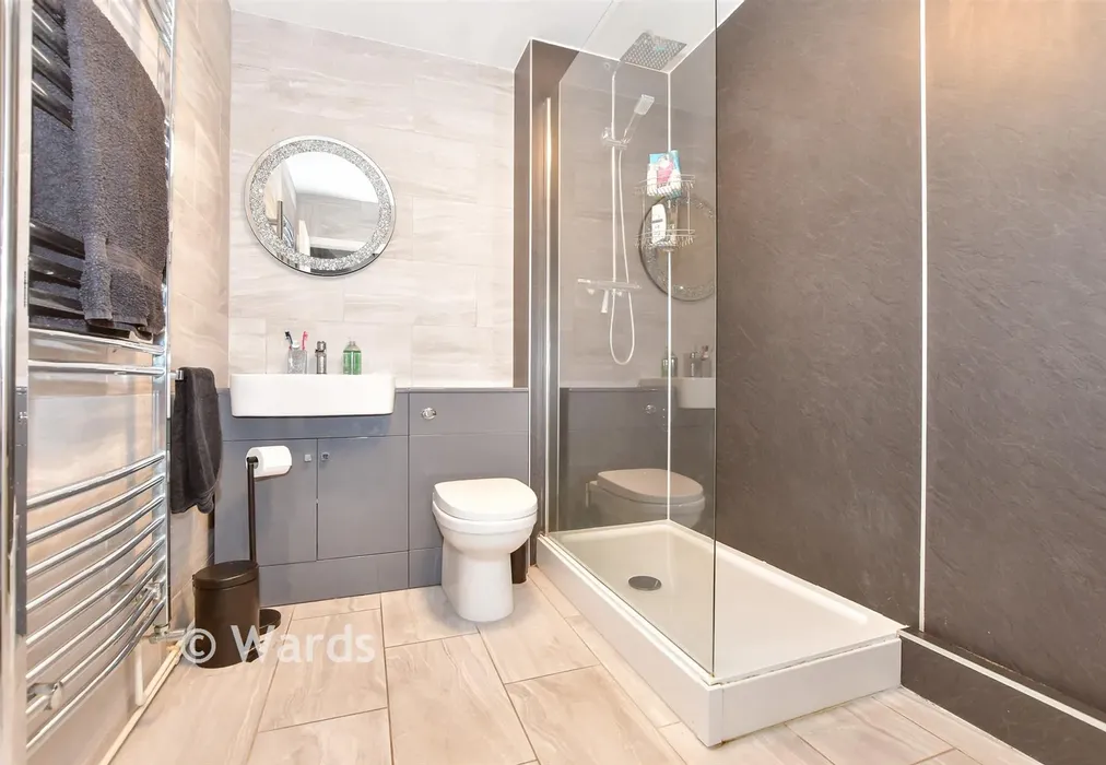 Shower Room - Cow Lane, Dover, Kent - Wards of Kent