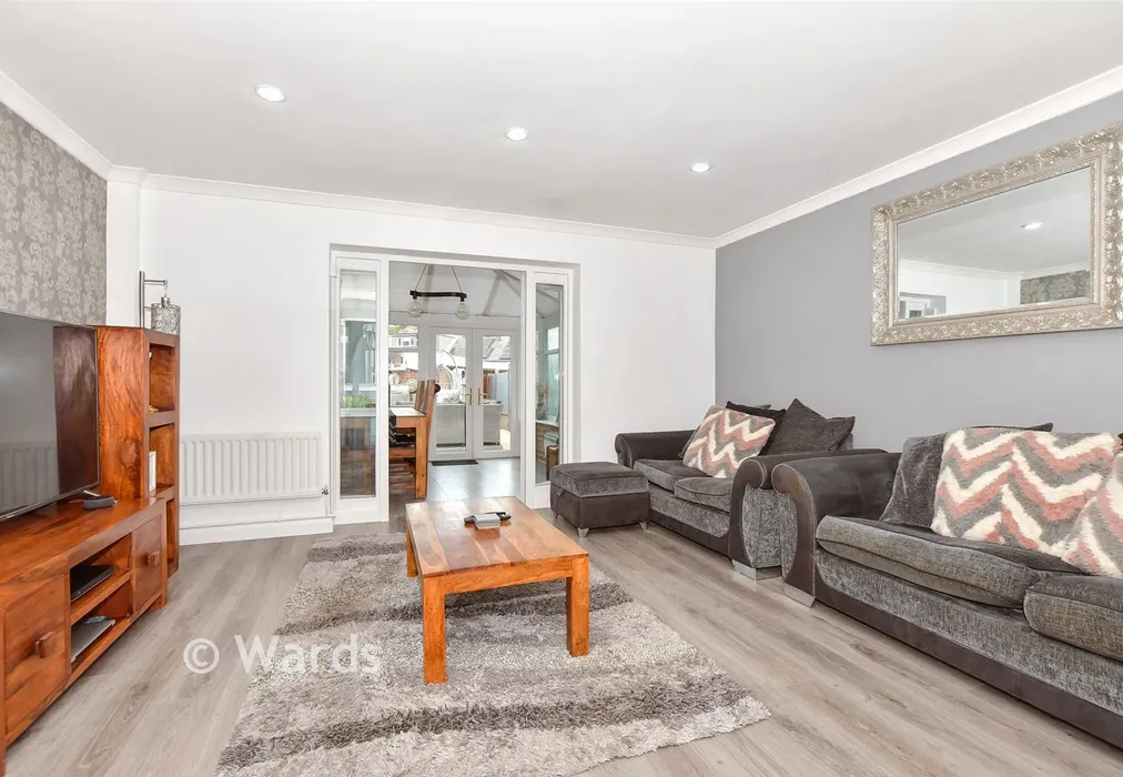 Lounge - Cow Lane, Dover, Kent - Wards of Kent