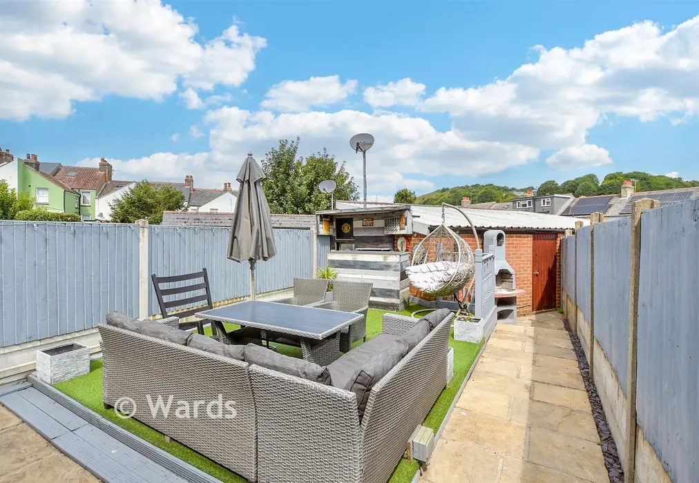 Rear Garden - Cow Lane, Dover, Kent - Wards of Kent