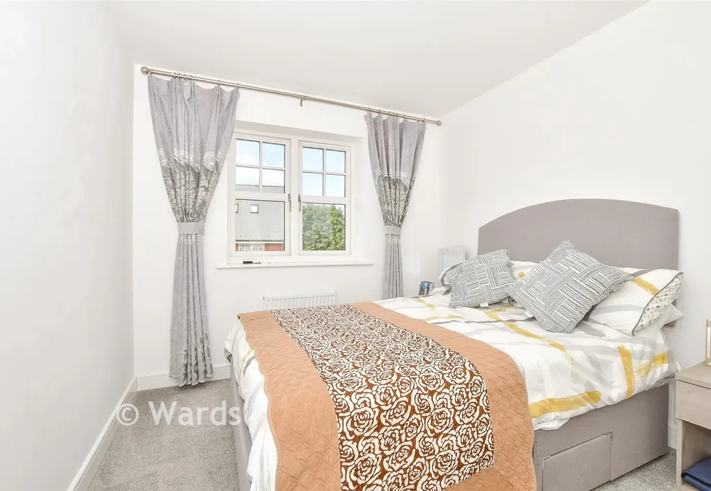 Bedroom 2 - Bermelie Fields, Barming, Maidstone, Kent - Wards of Kent