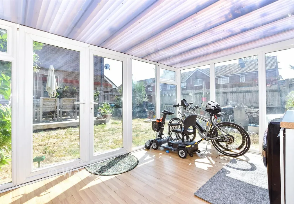 Conservatory - St. Welcume's Way, Harrietsham, Maidstone, Kent - Wards of Kent