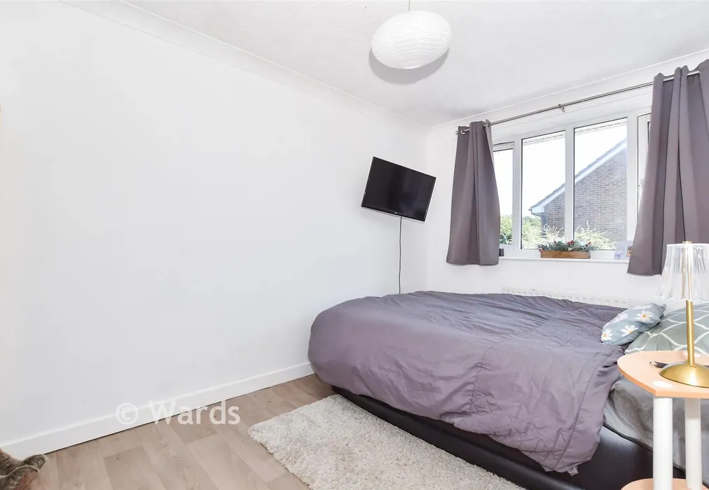Bedroom 2 - St. Welcume's Way, Harrietsham, Maidstone, Kent - Wards of Kent