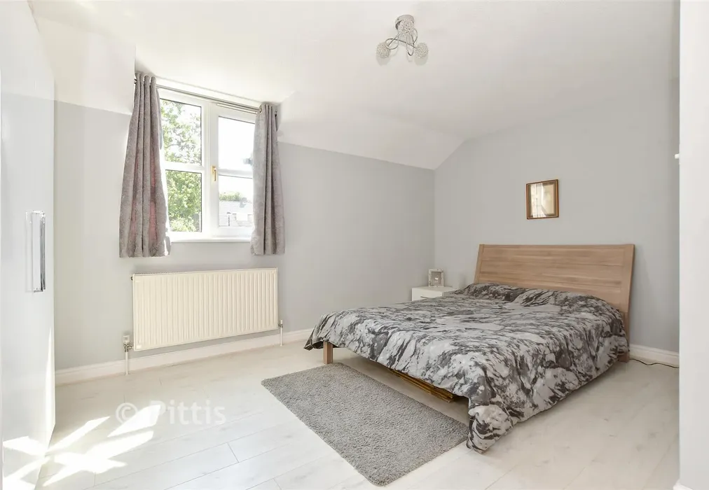 Bedroom 1 - East Hill Road, Ryde, Isle of Wight - Wards of Kent