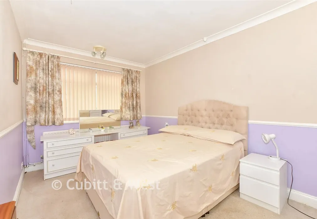 Bedroom 1 - Catherington Lane, Waterlooville, Hampshire - Wards of Kent