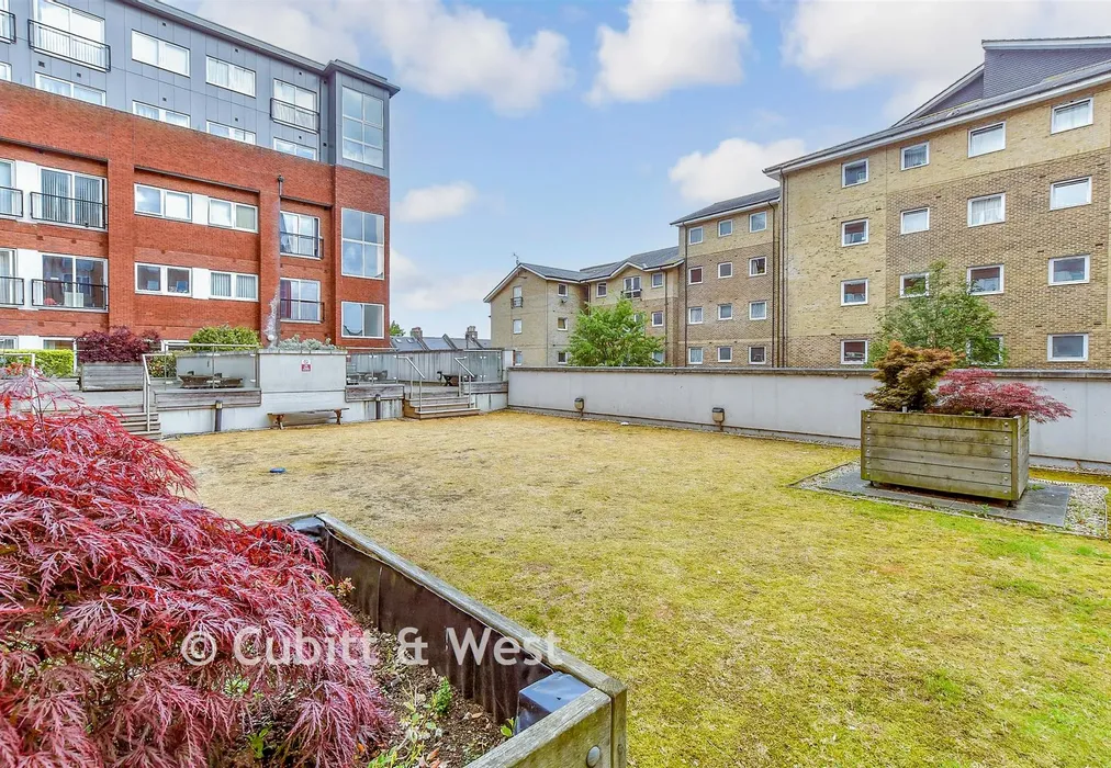 Communal Gardens - Manor Road, Wallington, Surrey - Wards of Kent