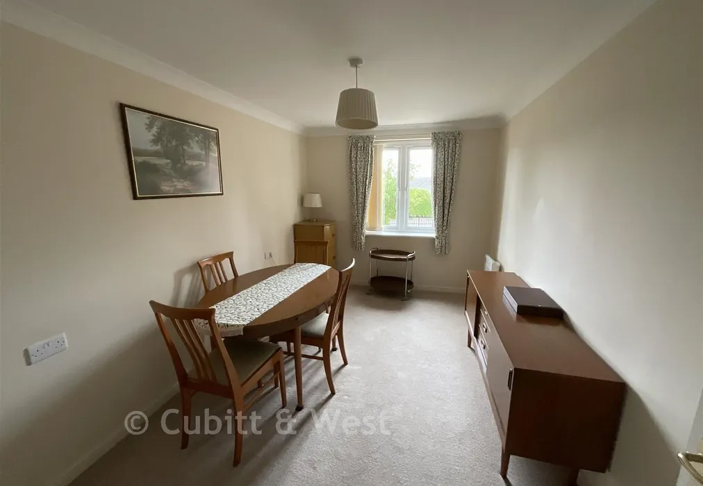 Dining Room* - Kings Road, Horsham, West Sussex - Wards of Kent