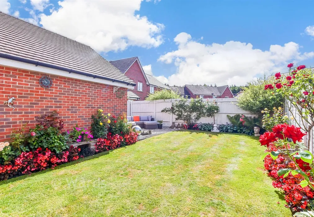 Rear Garden - Edmett Way, Maidstone, Kent - Wards of Kent