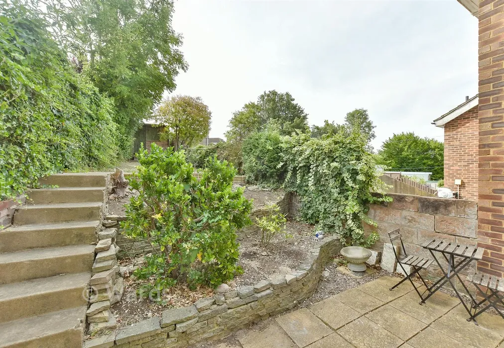 Rear Garden - Scotby Avenue, Walderslade, Chatham, Kent - Wards of Kent