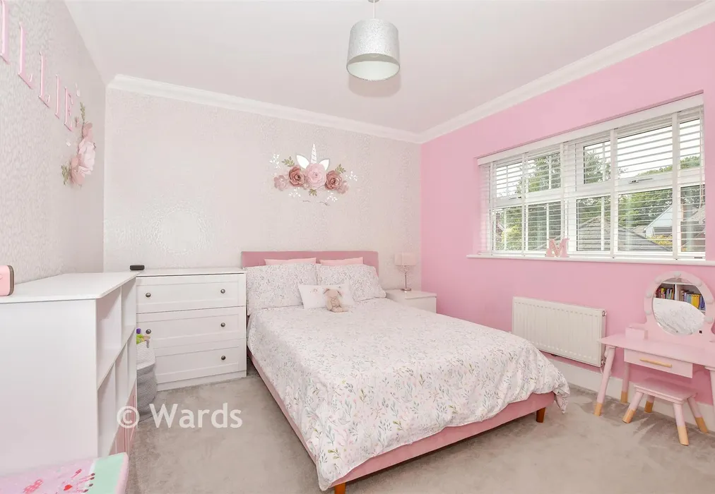 Bedroom 3 - Quindell Place, Kings Hill, Kent - Wards of Kent