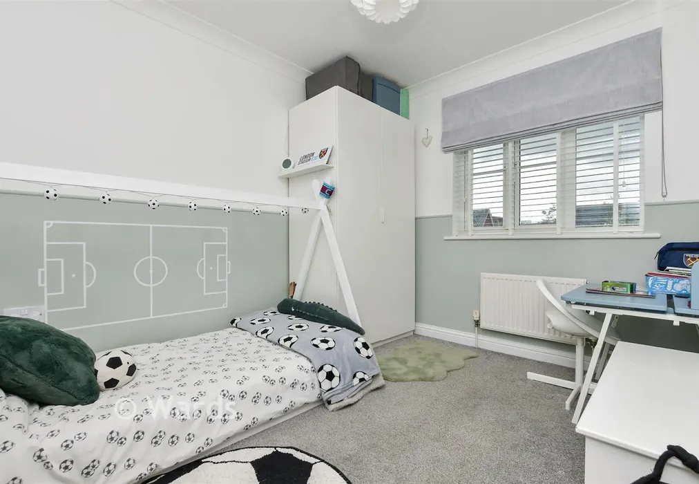 Bedroom 2 - Portlight Place, Whitstable, Kent - Wards of Kent