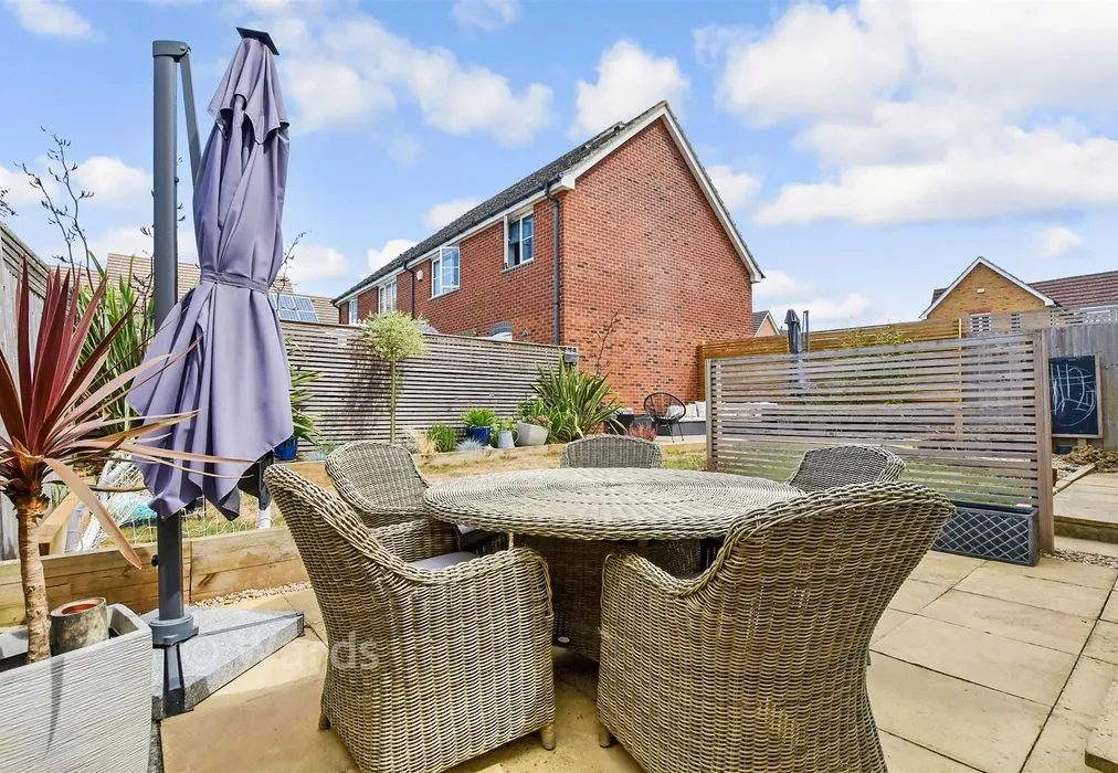 Rear Garden - Portlight Place, Whitstable, Kent - Wards of Kent