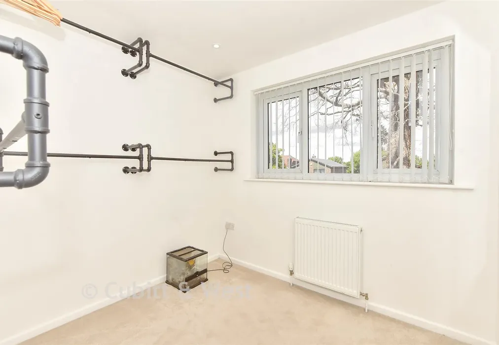 Bedroom 4 - Stakes Road, Waterlooville, Hampshire - Wards of Kent