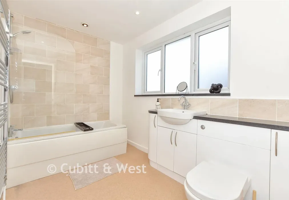Bathroom - Stakes Road, Waterlooville, Hampshire - Wards of Kent