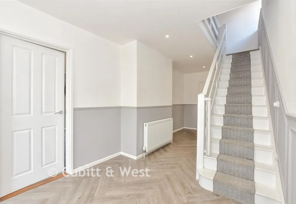 Hallway - Stakes Road, Waterlooville, Hampshire - Wards of Kent