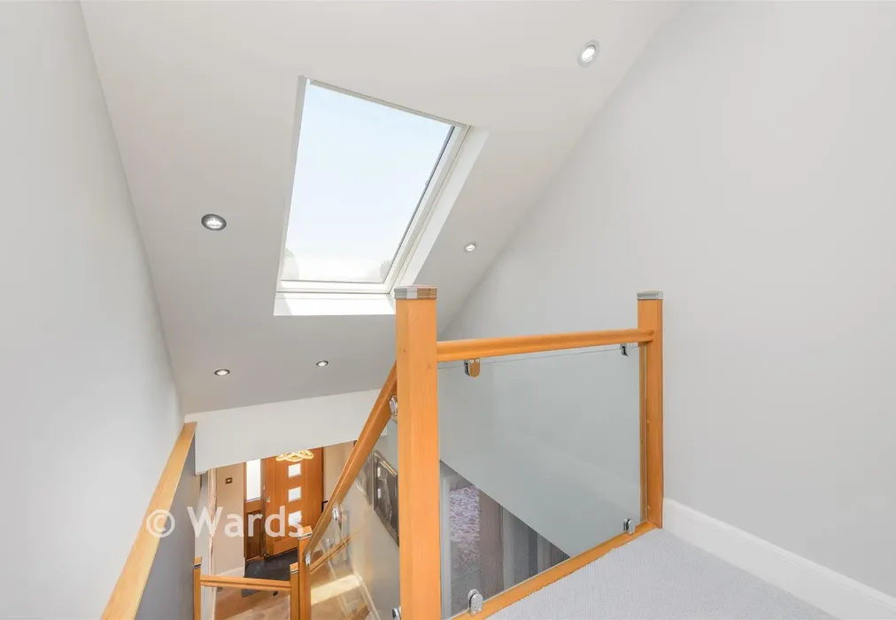 Entrance Hall - Symonds Close, West Kingsdown, Sevenoaks, Kent - Wards of Kent