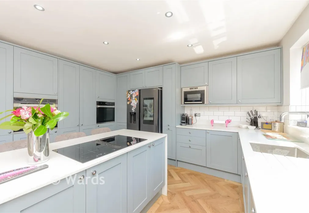 Kitchen - Symonds Close, West Kingsdown, Sevenoaks, Kent - Wards of Kent