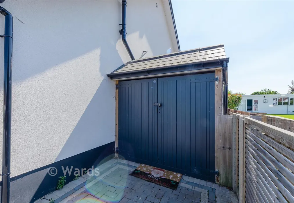 Garage - Symonds Close, West Kingsdown, Sevenoaks, Kent - Wards of Kent