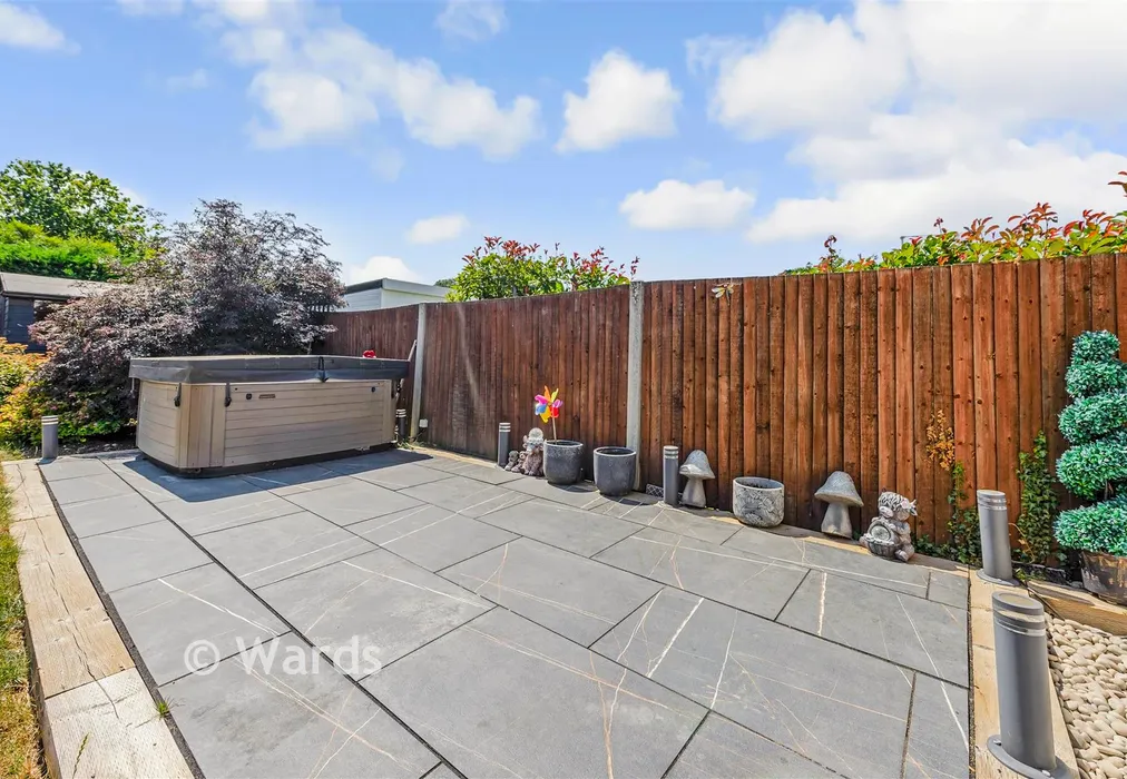 Patio / Decking - Symonds Close, West Kingsdown, Sevenoaks, Kent - Wards of Kent