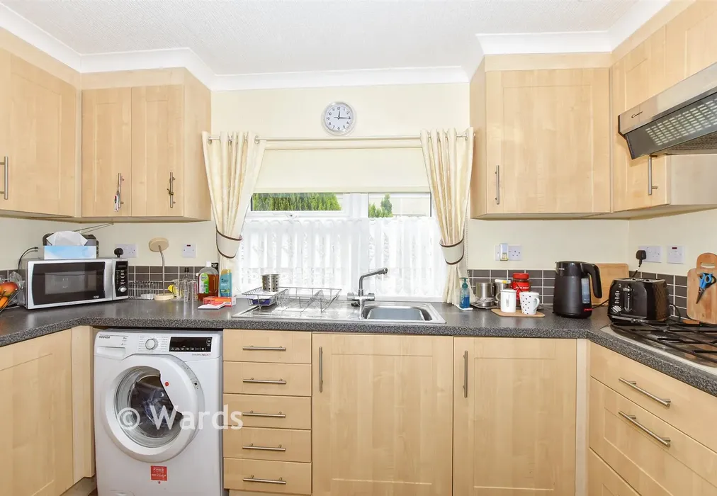 Kitchen - New Dover Road, Capel-Le-Ferne, Folkestone, Kent - Wards of Kent