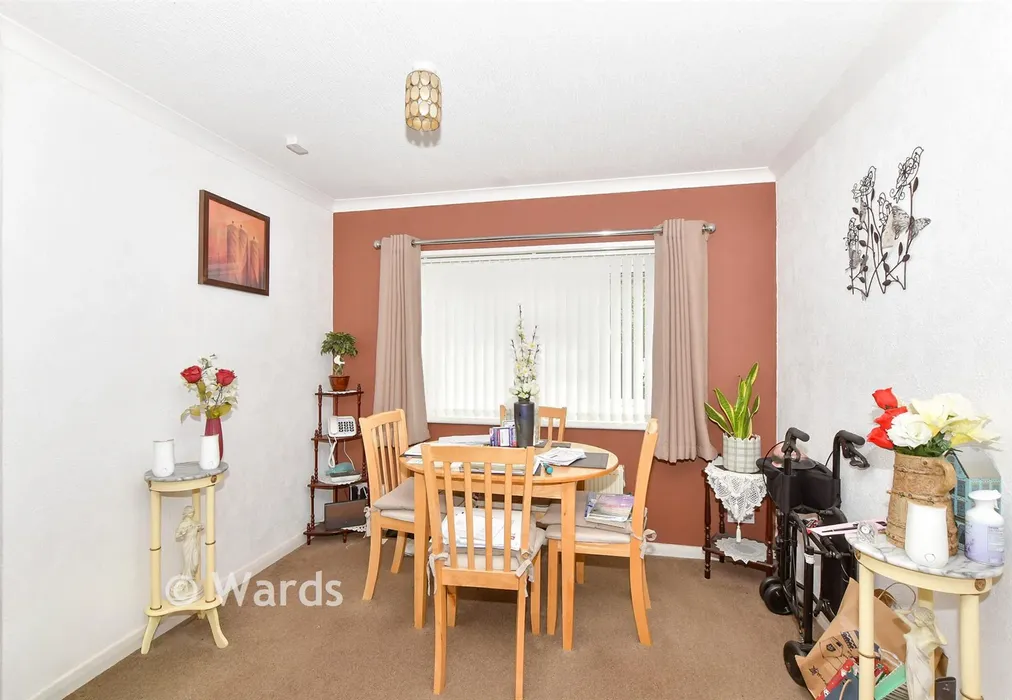 Dining Area - New Dover Road, Capel-Le-Ferne, Folkestone, Kent - Wards of Kent