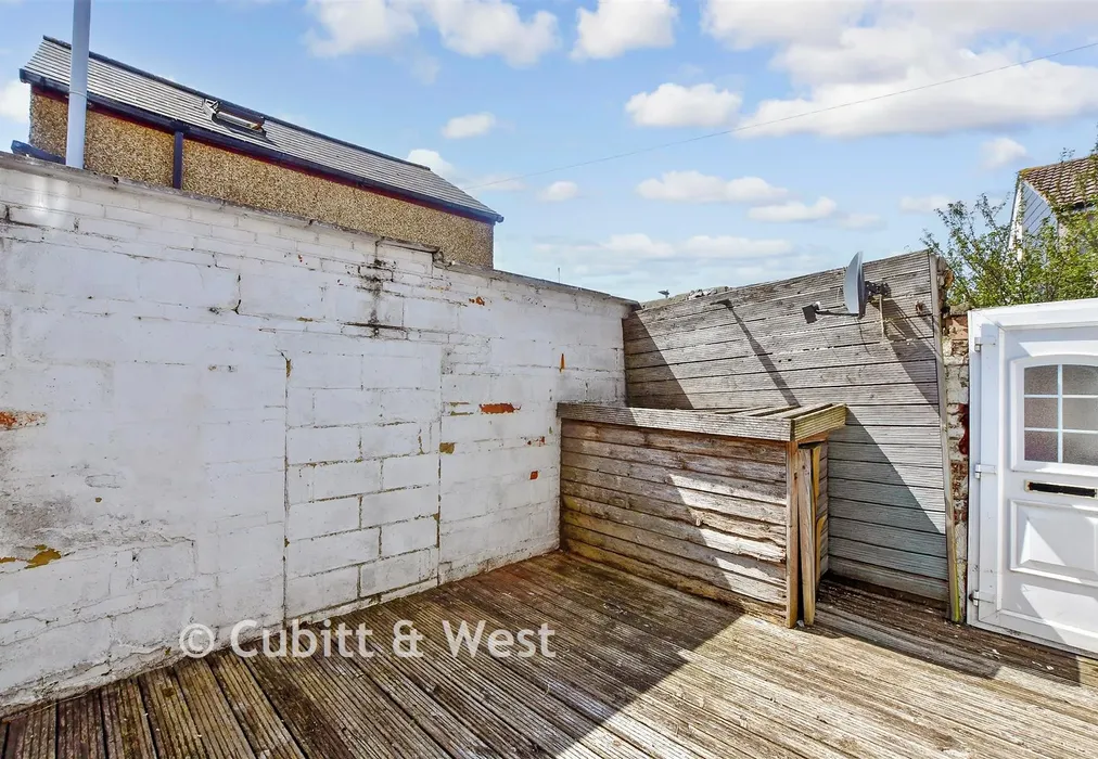 Rear Garden - Binsteed Road, Portsmouth, Hampshire - Wards of Kent