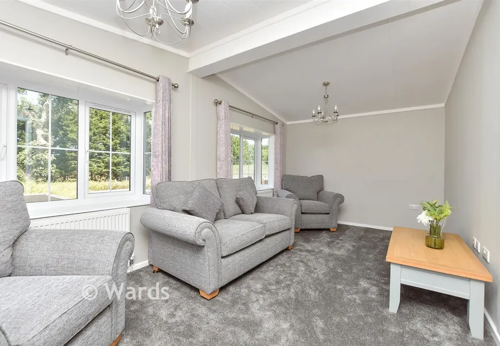 Lounge - Oakside Park, London Road, Dunkirk, Kent - Wards of Kent