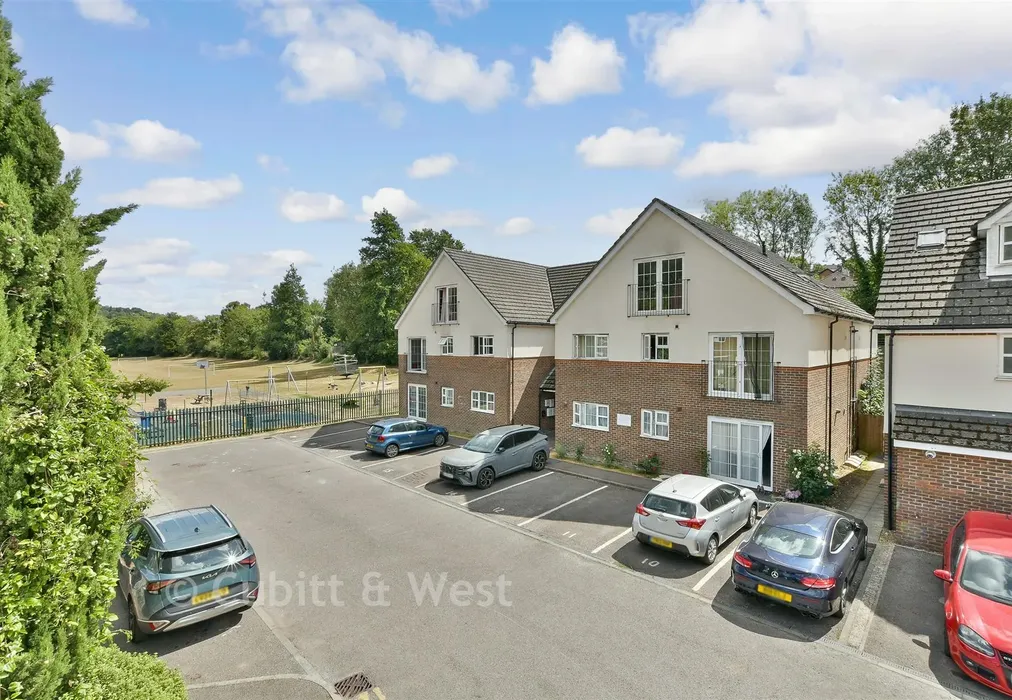External (Web) - Stafford Rise, Caterham, Surrey - Wards of Kent