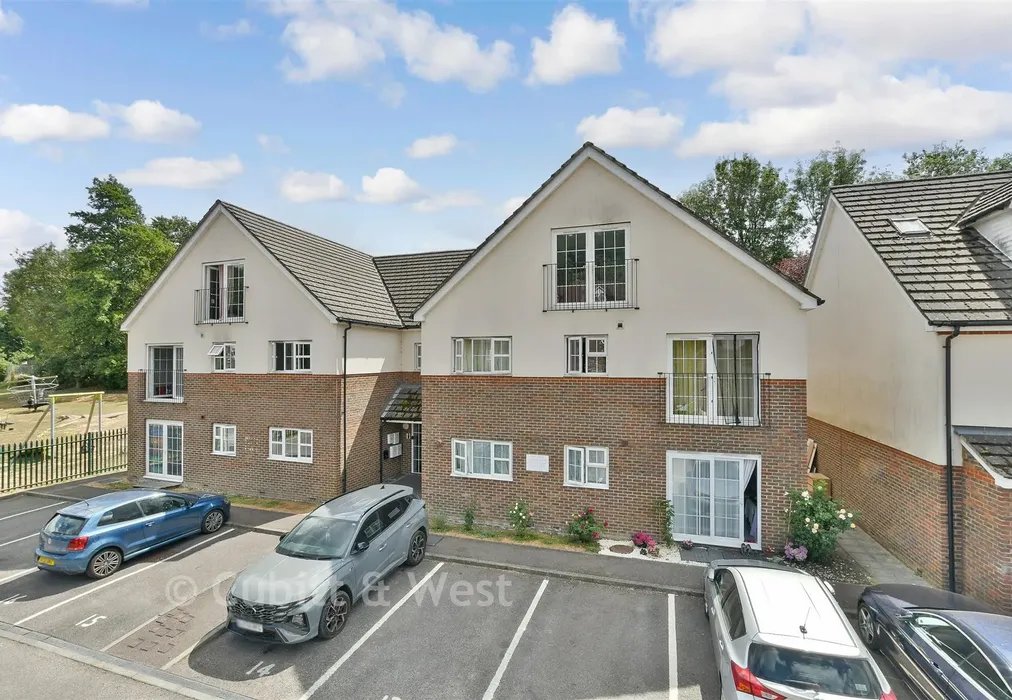 External (Web) - Stafford Rise, Caterham, Surrey - Wards of Kent