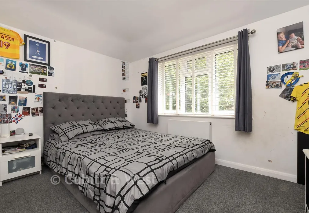 Bedroom 2 - Johns Walk, Whyteleafe, Surrey - Wards of Kent