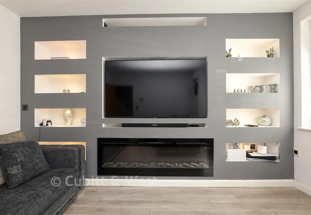 Internal Lifestyle Photograph - Johns Walk, Whyteleafe, Surrey - Wards of Kent