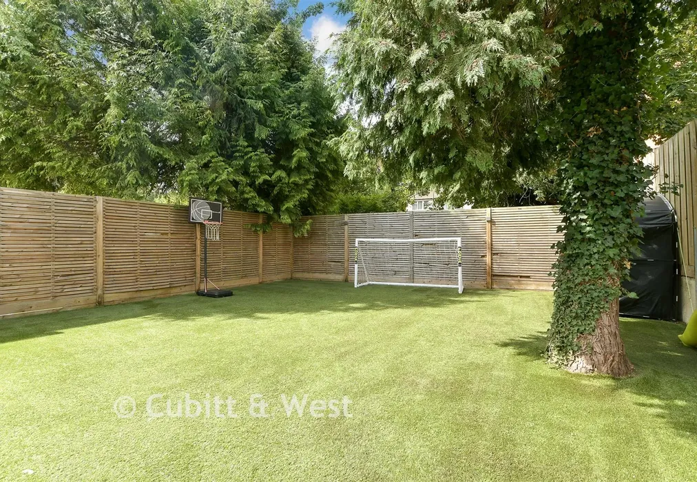 Rear Garden - Johns Walk, Whyteleafe, Surrey - Wards of Kent