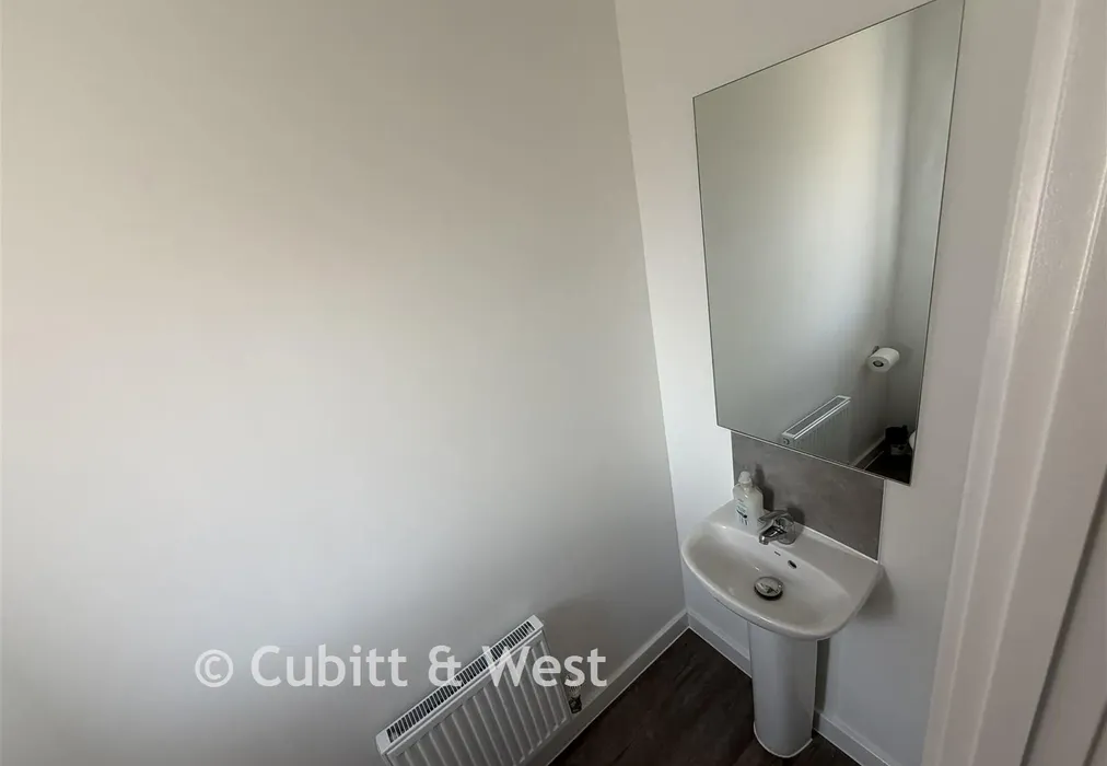 Cloakroom - Bramble Drive, Paddock Wood, Kent - Wards of Kent