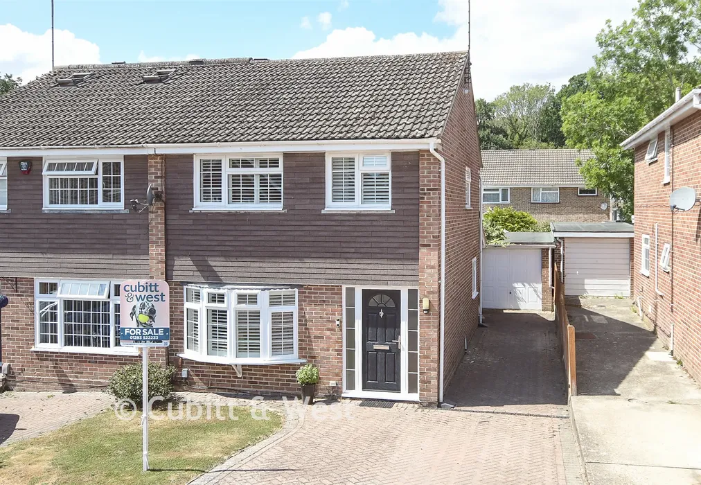 External Web - Woburn Road, Gossops Green, Crawley, West Sussex - Wards of Kent