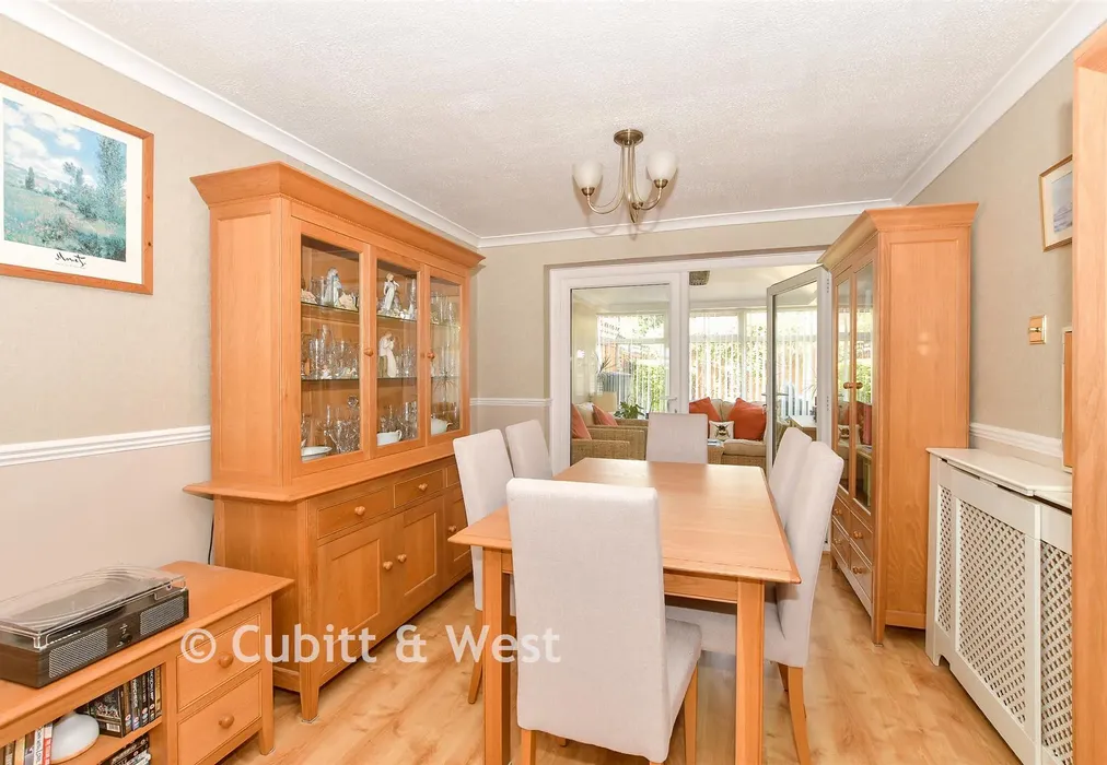 Dining Area - Woburn Road, Gossops Green, Crawley, West Sussex - Wards of Kent