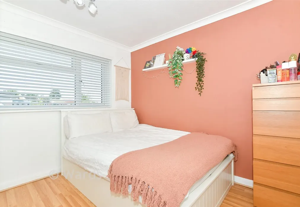 Bedroom 2 - Forest Hill, Maidstone, Kent - Wards of Kent