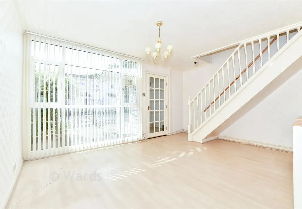 Lounge - Beaufort Walk, Maidstone, Kent - Wards of Kent