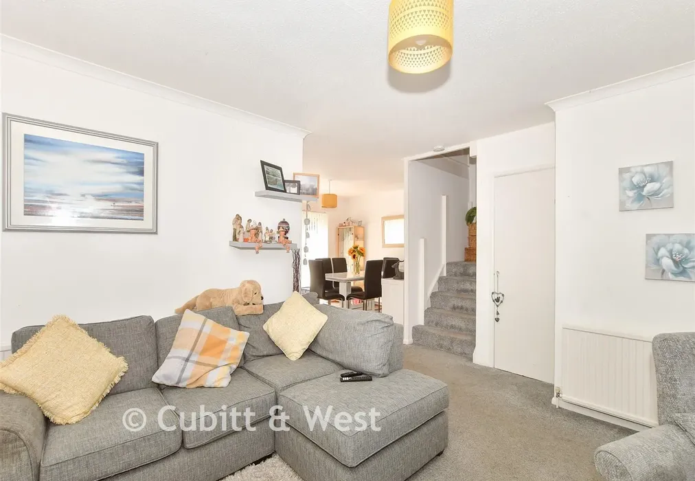 Lounge. - Kings Ride, Burgess Hill, West Sussex - Wards of Kent