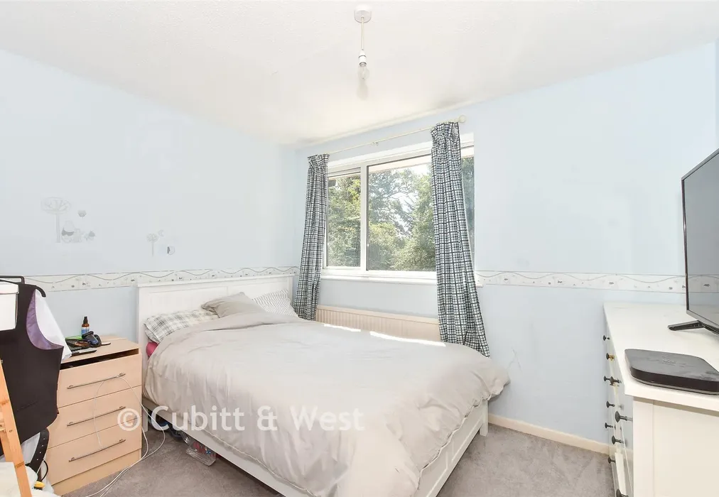 Bedroom 4 - Kings Ride, Burgess Hill, West Sussex - Wards of Kent