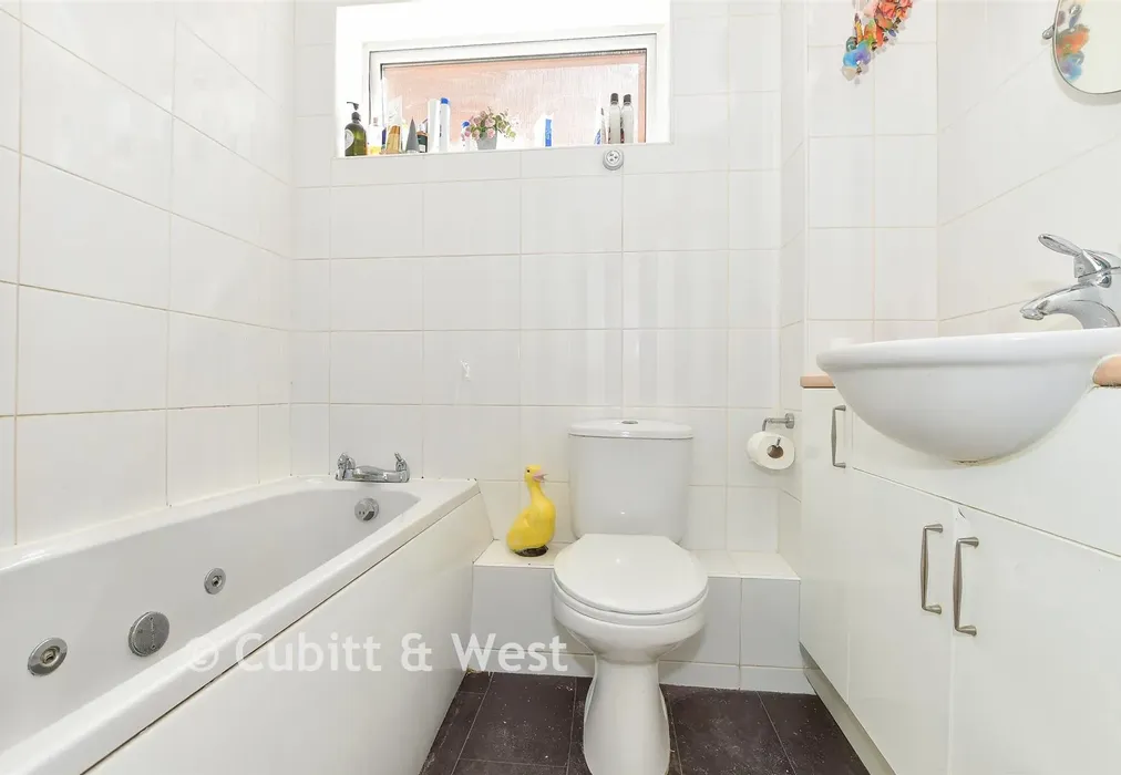 Bathroom - Kings Ride, Burgess Hill, West Sussex - Wards of Kent