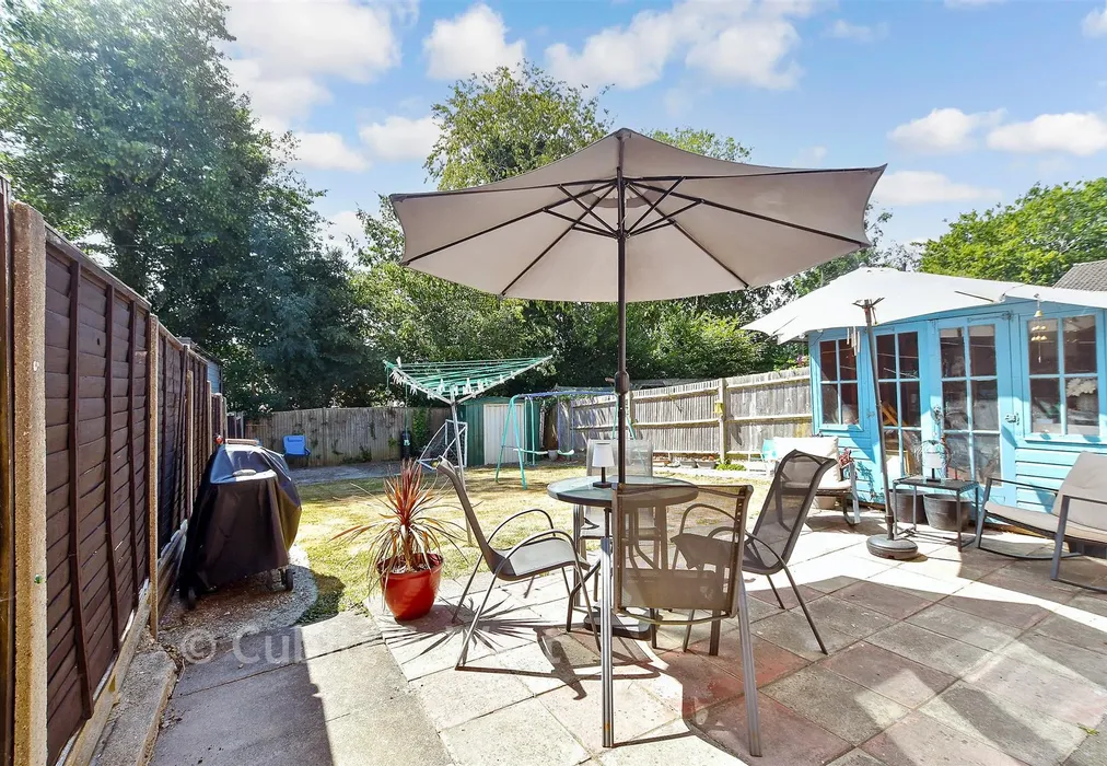 Rear Garden - Kings Ride, Burgess Hill, West Sussex - Wards of Kent