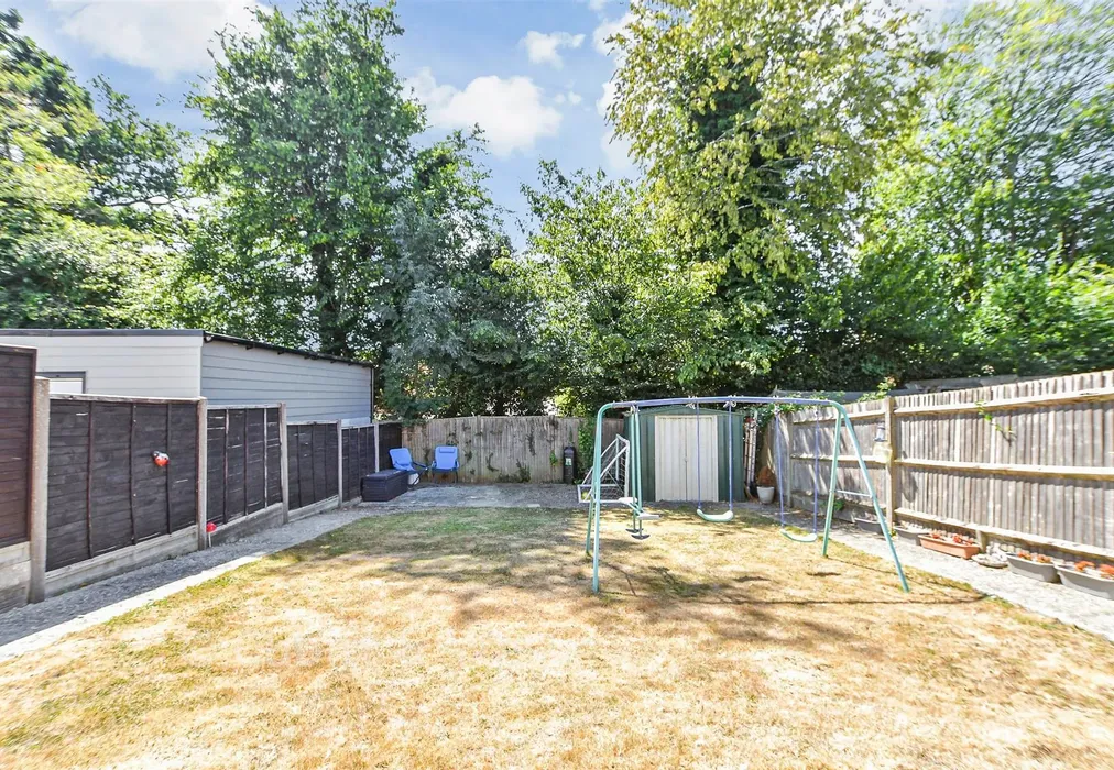 Rear Garden - Kings Ride, Burgess Hill, West Sussex - Wards of Kent