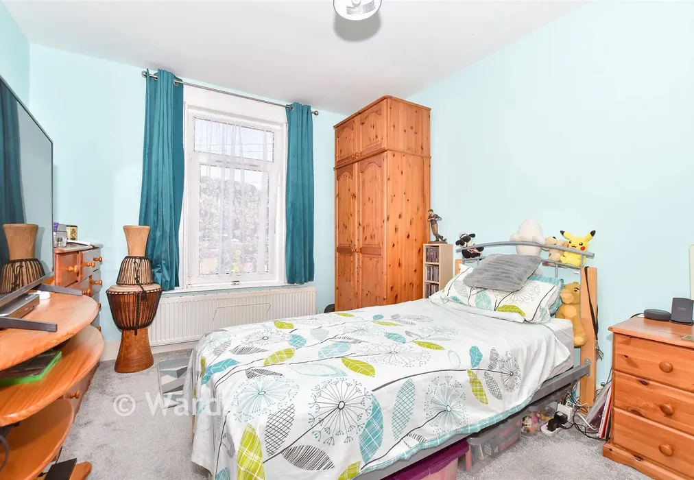 Bedroom 1 - Elms Vale Road, Dover, Kent - Wards of Kent