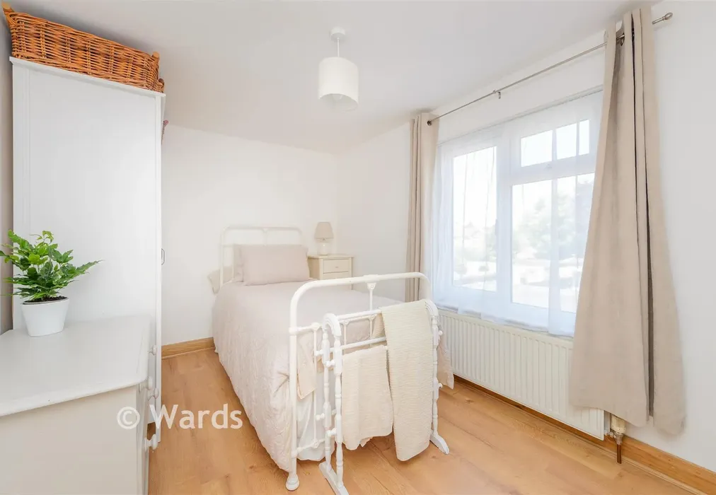 Bedroom 2 - Melliker Lane, Meopham, Kent - Wards of Kent