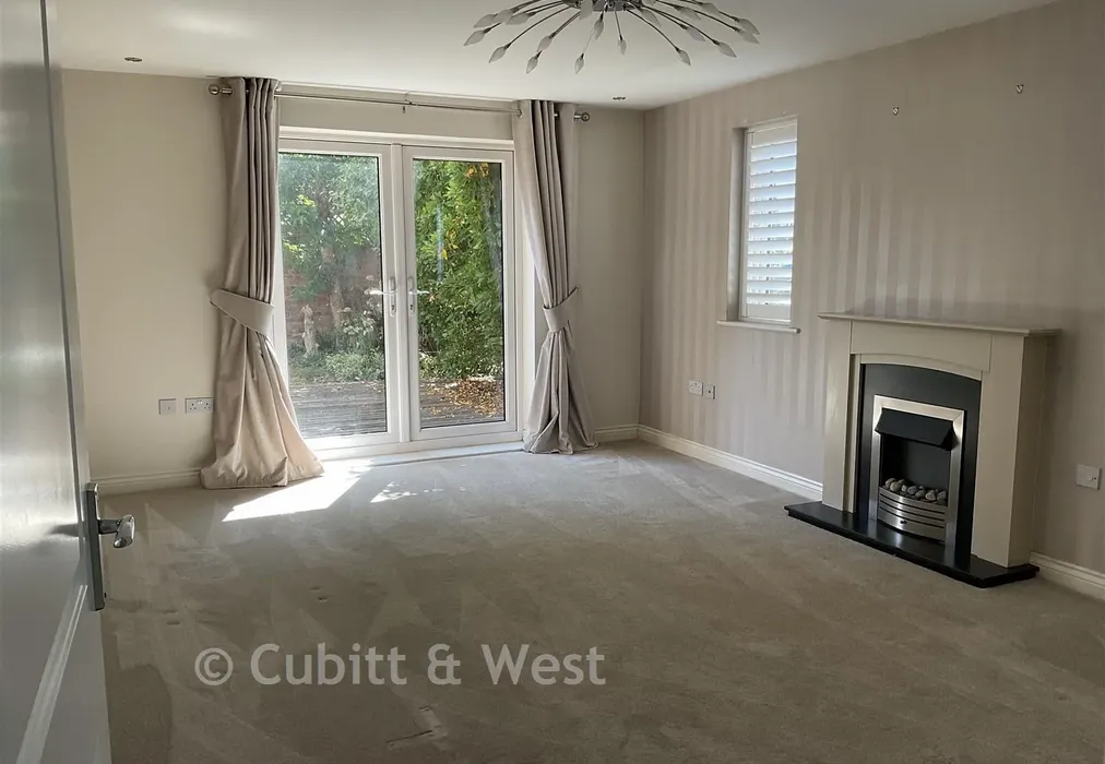 Lounge - Fourteen Acre Avenue, Felpham, West Sussex - Wards of Kent