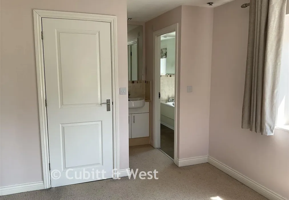 Bedroom 4 - Fourteen Acre Avenue, Felpham, West Sussex - Wards of Kent