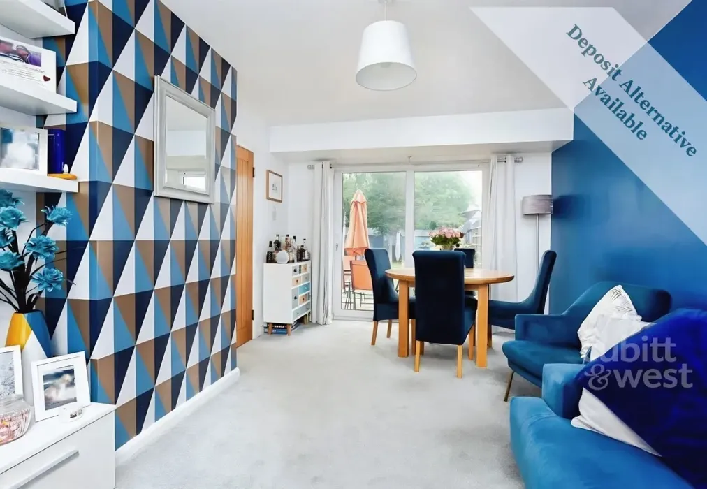 Lounge - DEPOSIT ALTERNATIVE AVAILABLE, Shipley Road, BN2 - Wards of Kent