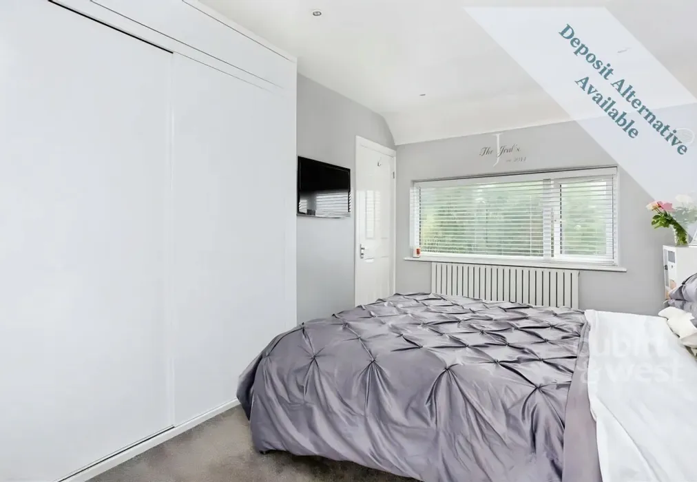 Bedroom - DEPOSIT ALTERNATIVE AVAILABLE, Shipley Road, BN2 - Wards of Kent