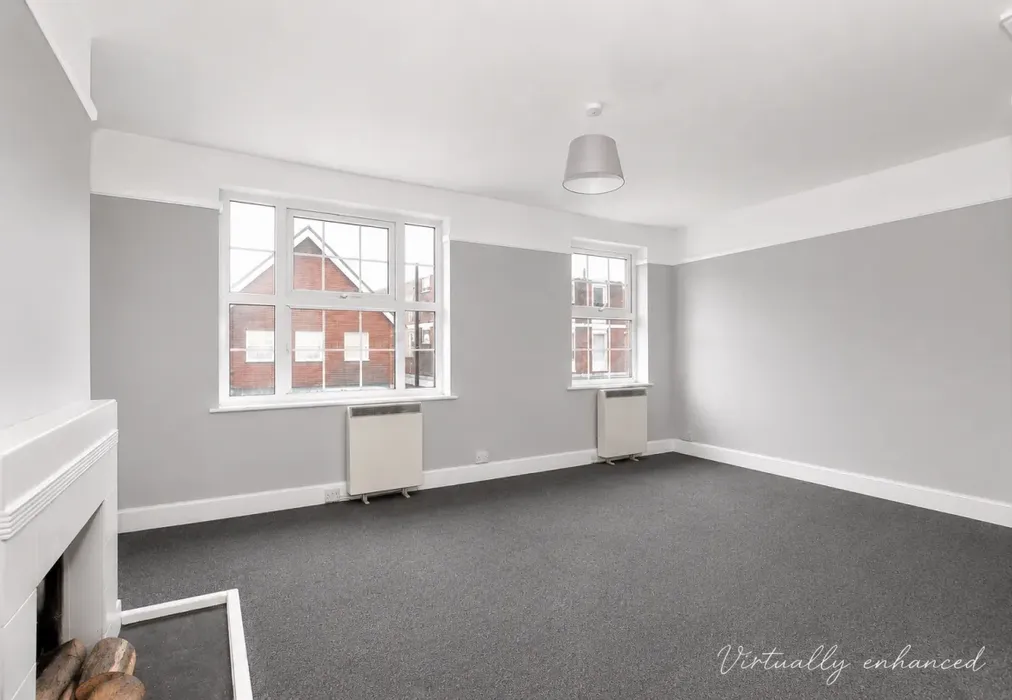 Lounge - DEPOSIT ALTERNATIVE AVAILABLE, High Street, TN22 - Wards of Kent